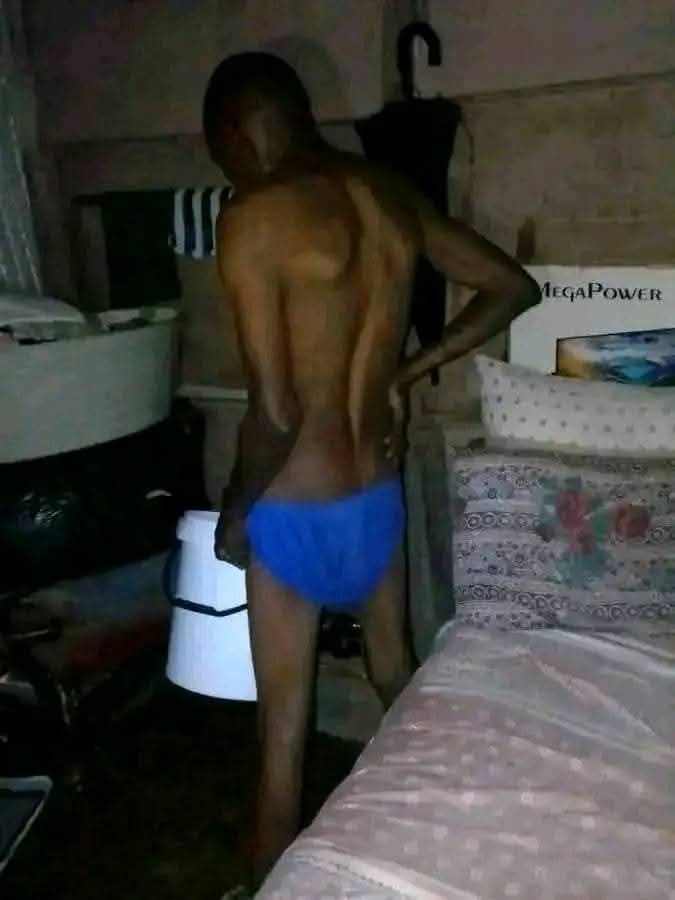 Your boyfriend at night ,,cause his scared of junkies 😂 and wen u visit he gives you water from the same bucket 🪣 to drink 😂