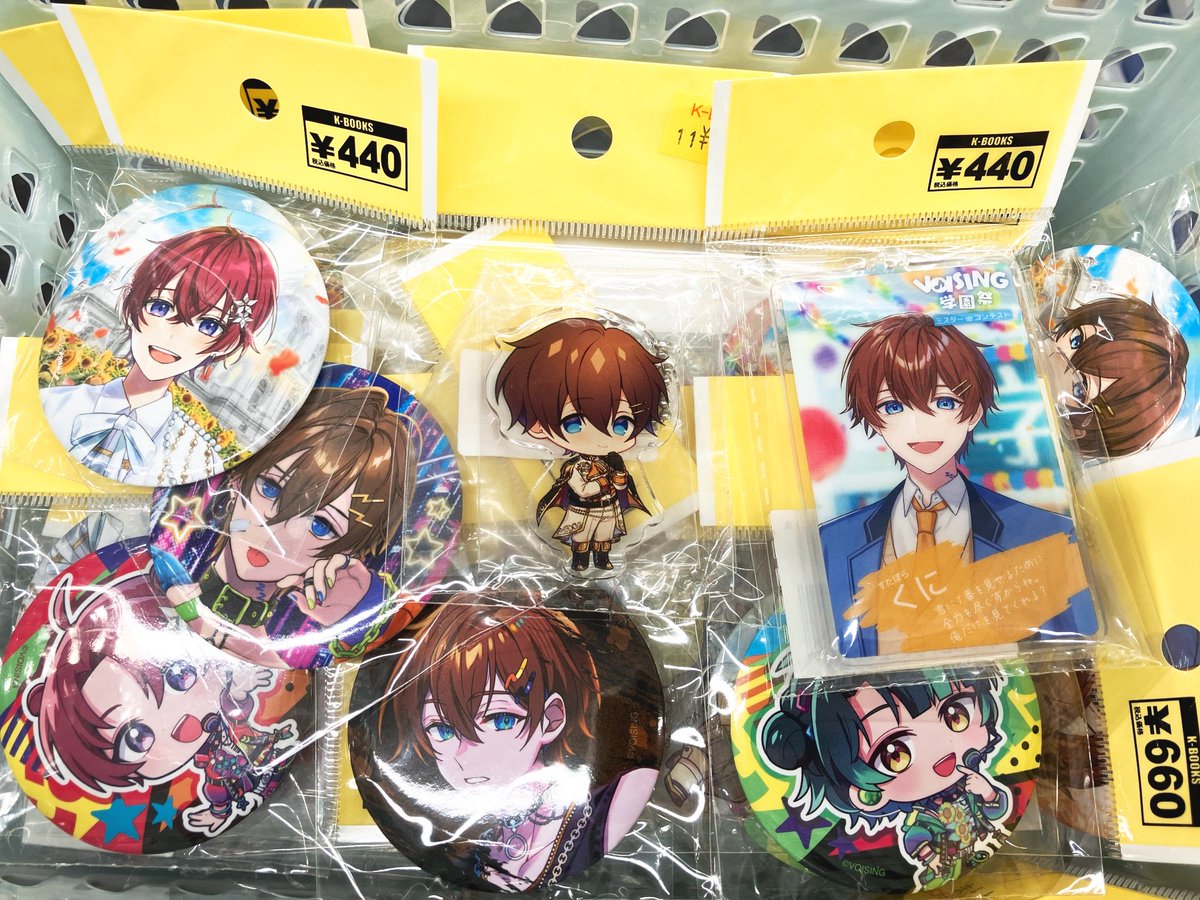 入荷情報】 すたぽら 缶バッジ アクキー チェキ ポストカード など 