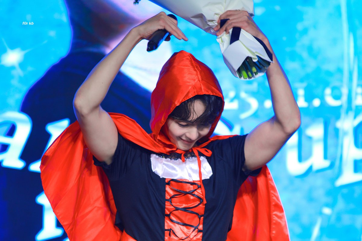 251101 Fanmeet up 

#온리원오브 #OnlyOneOf #규빈 #KB #ギュビン