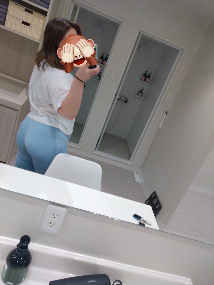 エビカツ tweet media