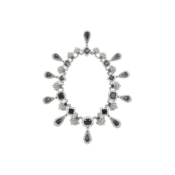 ᅠ ⠀
⠀⠀ ⠀⠀  ✸﹒a night at louvre . 
ᅠ