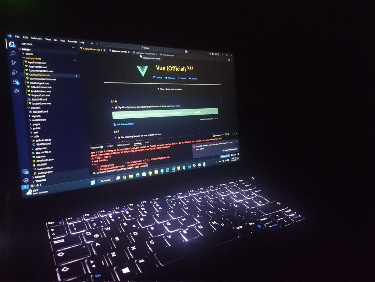 datasoft_tech's tweet image. In English we say: Show something on the screen
In coding we say: print(&quot;Hello, world!&quot;)
In English we say: Store a name or value
In coding
we say: name = &quot;April&quot;
In English we say: Do some maths
In coding we say: total = 10 + 5
In English we say: Make a choice
#technology