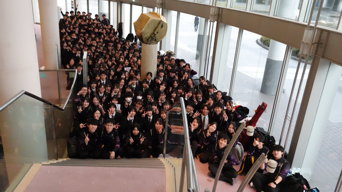 神戸高校とのスーパージョイントコンサート終わりました。たくさんのご来場ありがとうございました。地元高校との交流は、楽しく実りの多いものとなりました。今後も両校へのご声援よろしくお願いいたします。