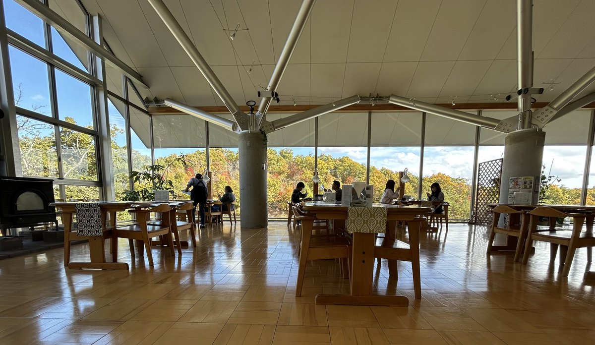 「カフェ きのこの森」の紅葉🍁
@山形県 鮭川村