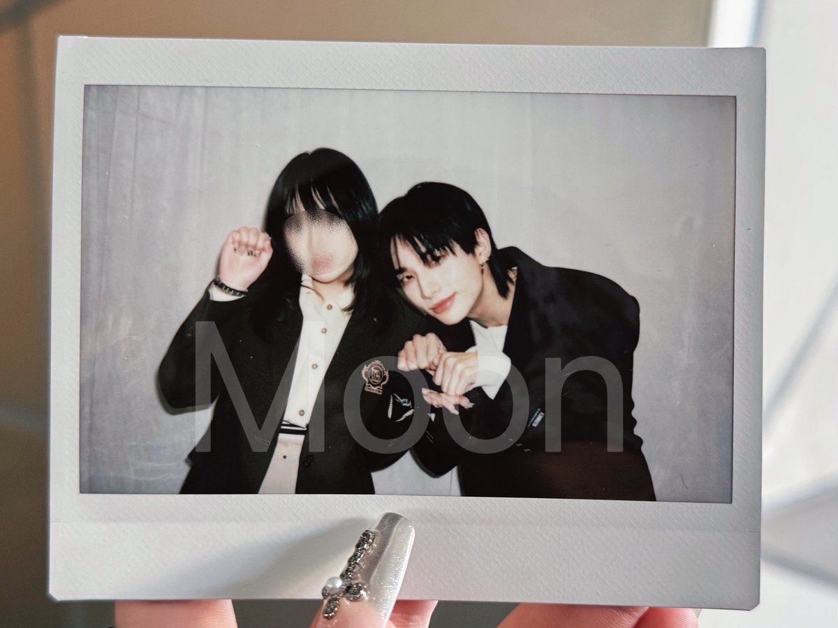 Moon🌙 tweet media