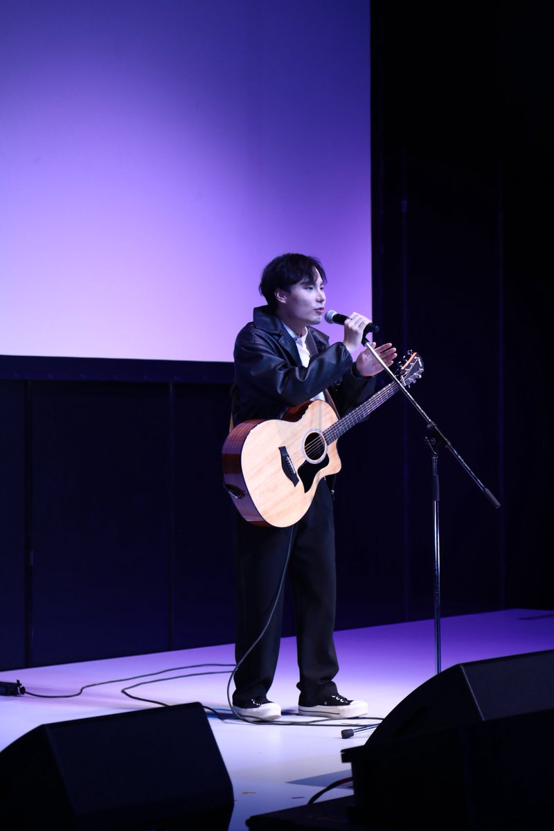 🪐サミットステージPhoto🌟

10/26(日)　📍ベルサール秋葉原

甘さは、夏の記憶の中に

#21世紀アカデメイア #クロスオーバーサミット #ベルサール秋葉原 #秋葉原 #学園祭