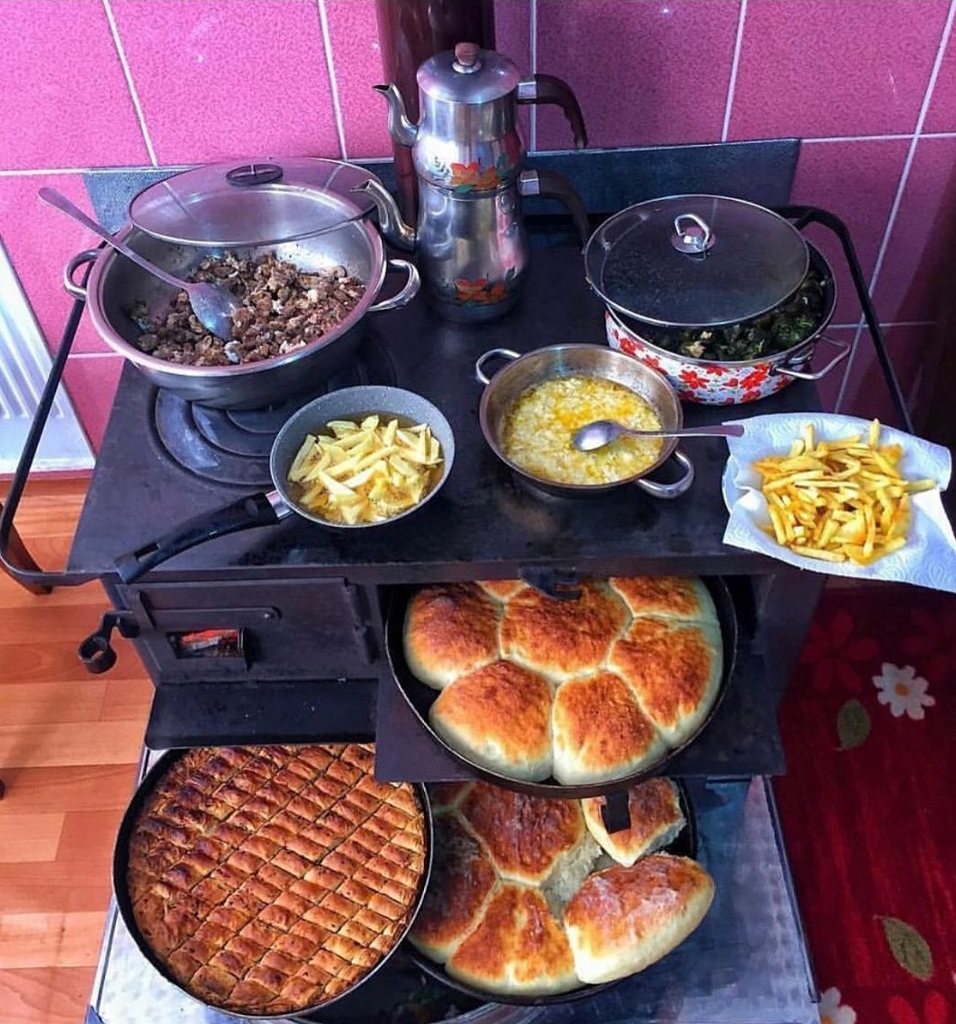 Herkese mutlu bir #pazar ve güzel bir sabah kahvaltısı diliyorum.