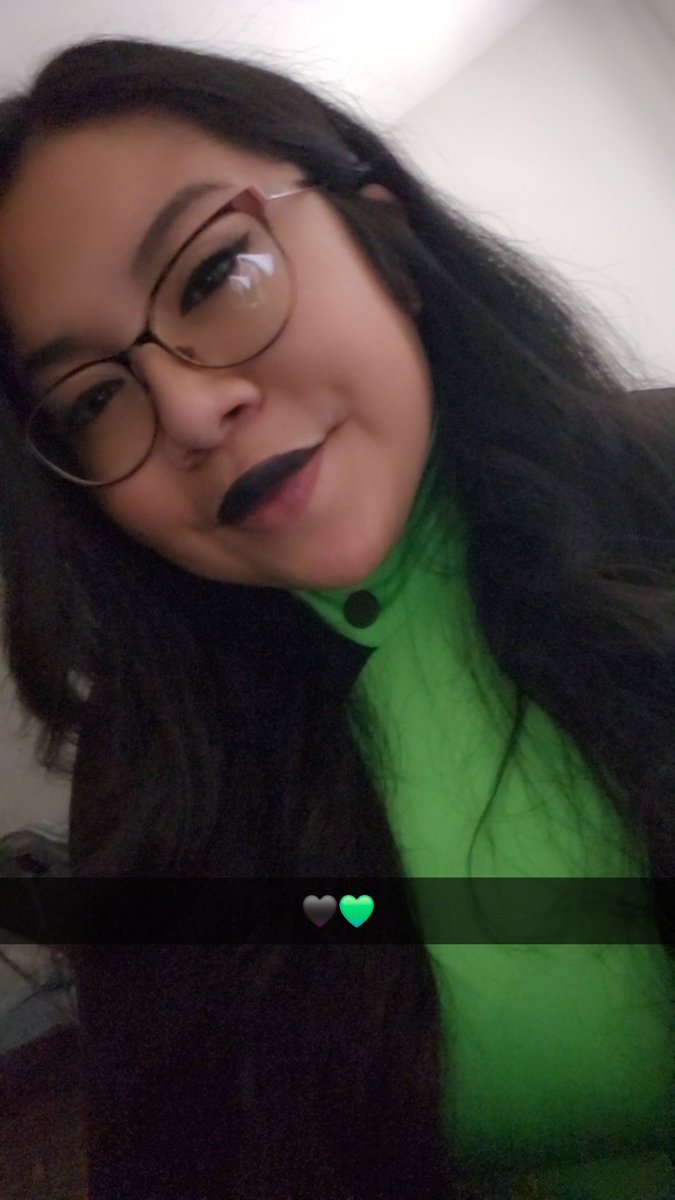 Peaches_sin's tweet photo. This Shego is blind af https://t.co/u62XCSHyen