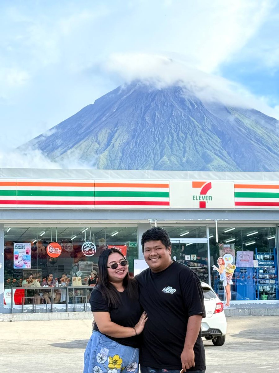allyzestrd's tweet photo. 🌋 https://t.co/MST8PNGErI