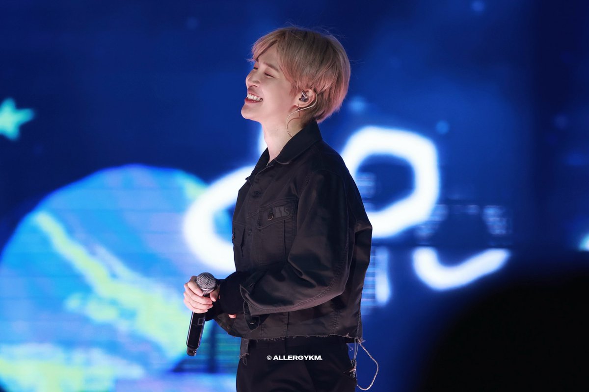 allergykm5813's tweet photo. 251101 RUNSEOKJIN D2 😆😆😆

#JIMIN #지민 #BTS #방탄소년단 @BTS_twt #RUNSEOKJIN_epTOUR_ENCORE https://t.co/UrSX1NL9dz