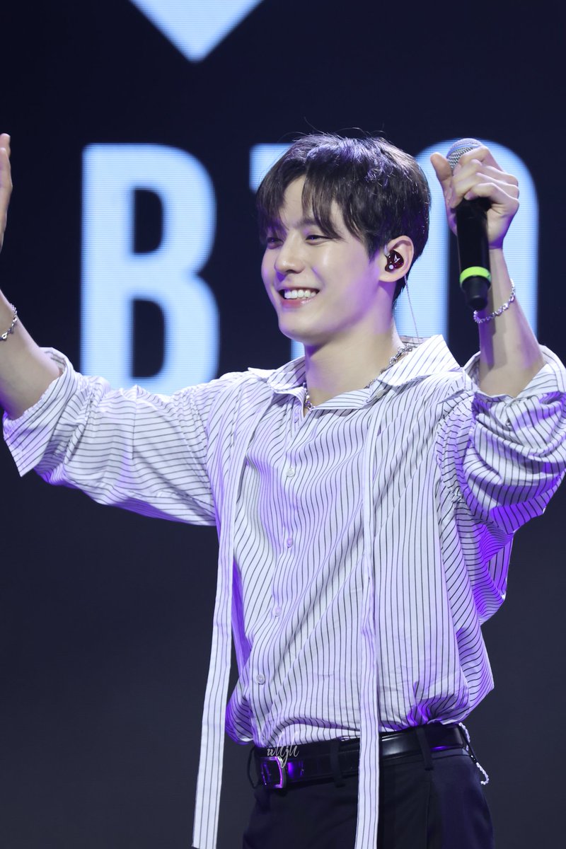 jackdoan0610's tweet photo. 20251031 Korea SpotLight 2025 in Vietnam
#BTOB #MINHYUK #Vietnam #HoChiMinhCity https://t.co/OBqfZog4Zb