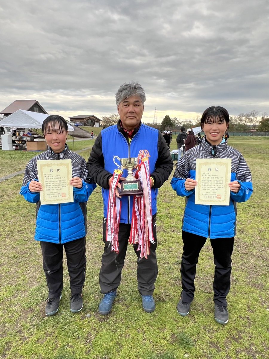 先週、今週と北上市で行われた結果
10月25日
東北2複1単　SKD ３位
10月26日
東北学年別シングルス
4年生以下男子　日下彪牙君３位
11月1日、2日
岩手カップ東北中学生学年別
2年女子　植作倖帆さん、笈沼凛さん優勝
おめでとう御座います。