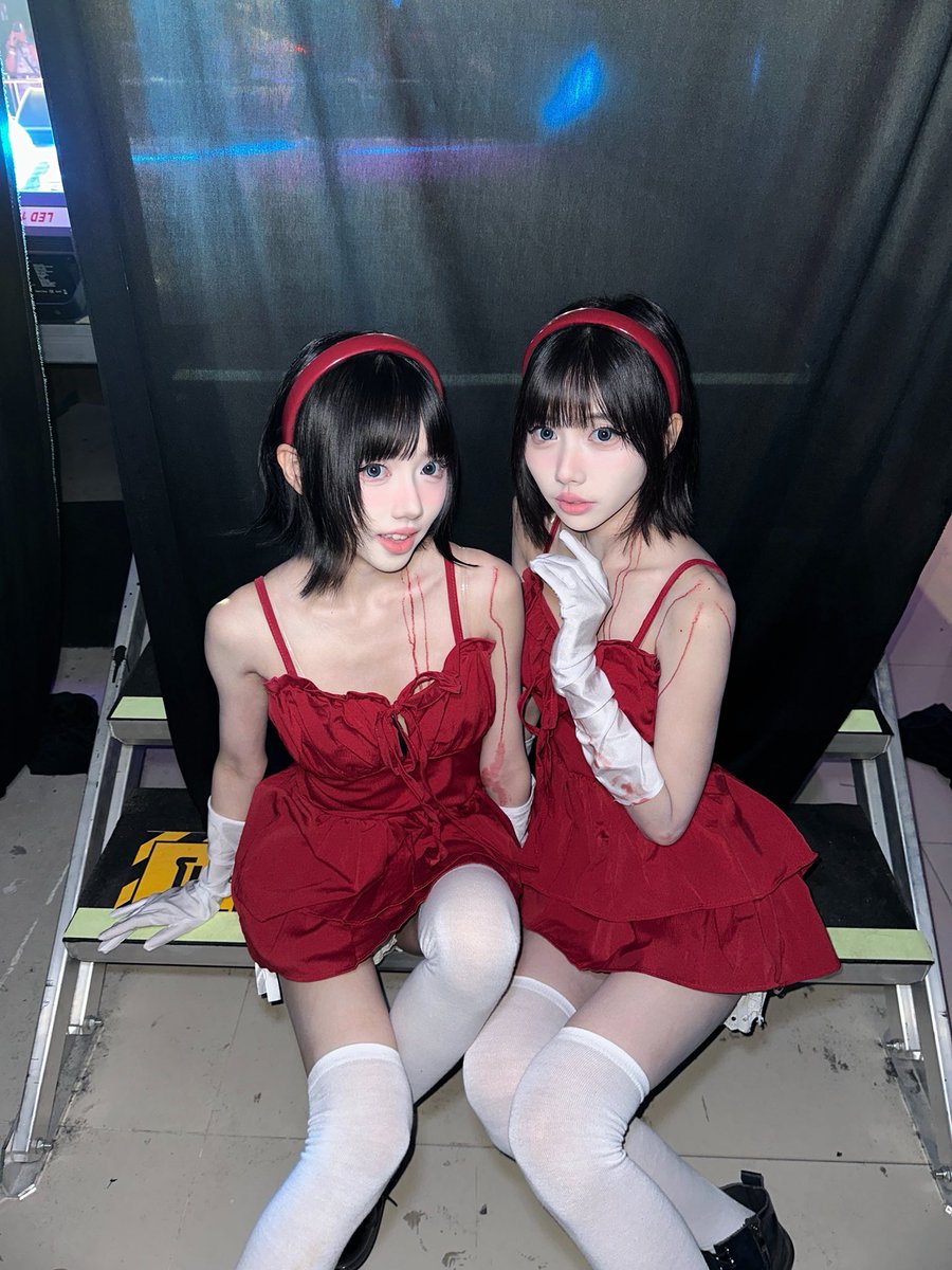 isekaithailand's tweet image. 🩸🤍

#fahsaiisekai #baitoeyisekai #isekai #halloween #perfectblue