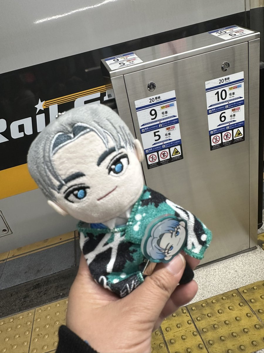 しらたまともこ on X