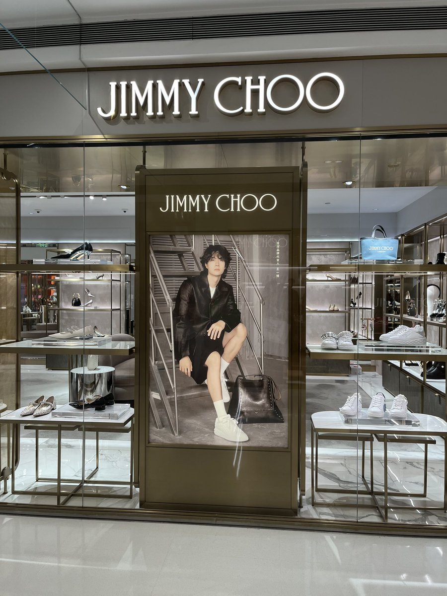 BXです❣️王一博 お誕生日　スライド　スタンド　限定価額❣️確認用❣️ M on X