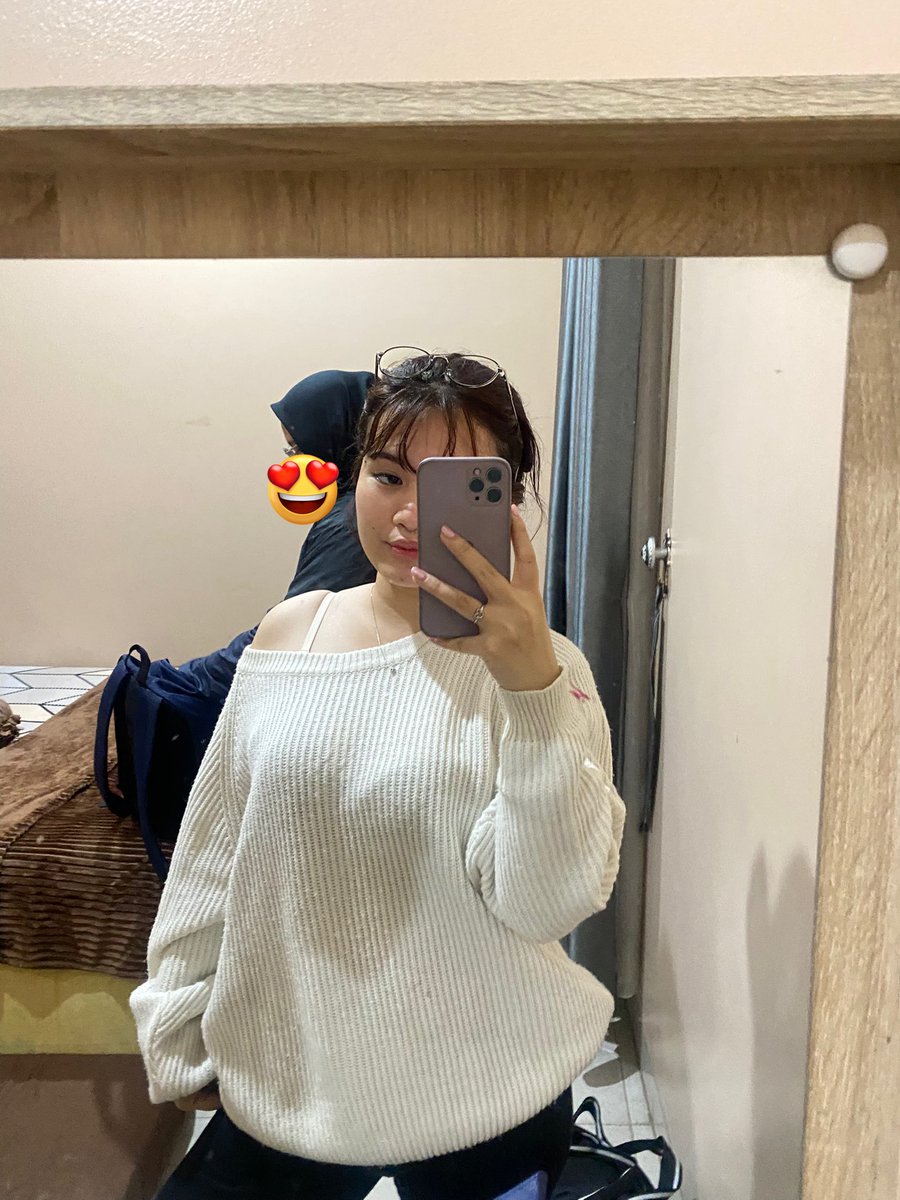 kadang tuh kesel banget gasi bestie 😩 baru juga keramas udah lepek, ketombean, rambut rontok pula.
Udah coba ganti shampoo berkali-kali, but still no improvement 😭
Turns out… we just need one that has SLES in it~