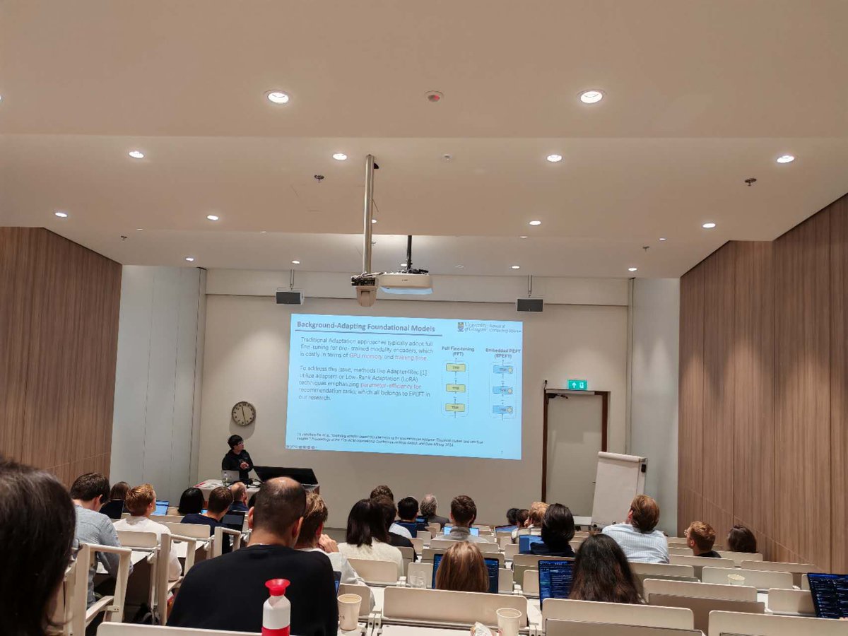 Junchen Fu tweet media