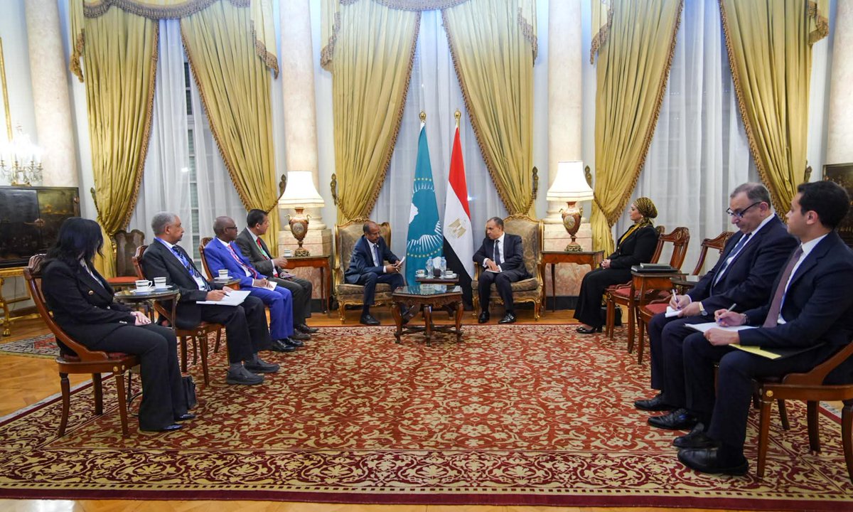 H.E. Mahmoud Ali Youssouf, Chairperson of the AU Commission, visited #Egypt to attend 
#theGrandEgyptianMuseum inauguration and discuss key African issues with FM Badr Abdelatty.

 #GlobalSolidarityNetwork #ModelAU #Solidarity 
#EgyptianMuseum
<a href="/_AfricanUnion/">African Union</a>
<a href="/hassanali1919/">Ghazaly</a>