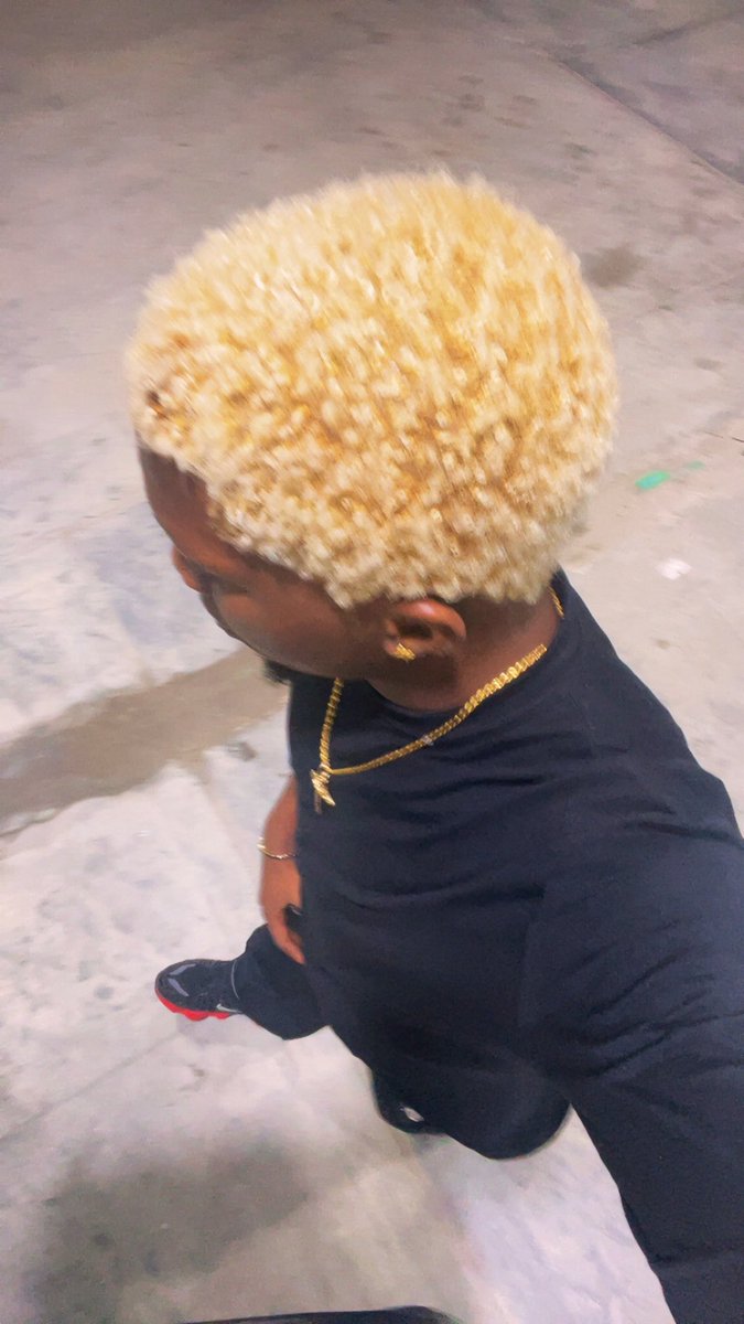 AINT NO BRANDS ON MY CLOTHES, THIS NOT H&amp;M!