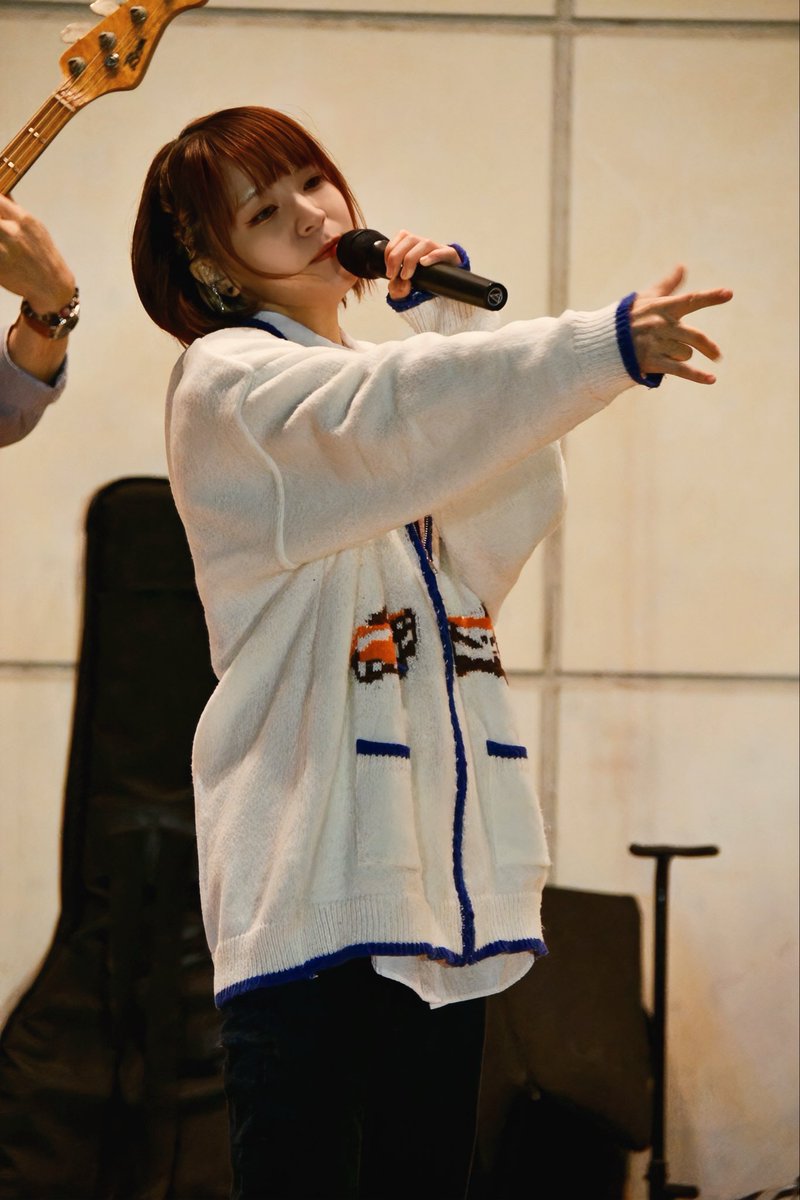 uma_xilinx's tweet image. 指さしの癖が強いです

📸 @wmgNb9xlKMcu5PO 

FukuFes. 4th. Anniversary Event

#xilinx. #イリンクス. #バンド