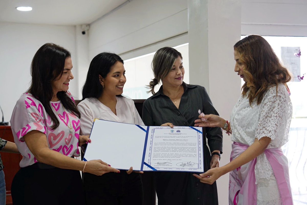 FundaciónCorazónRosa tweet media