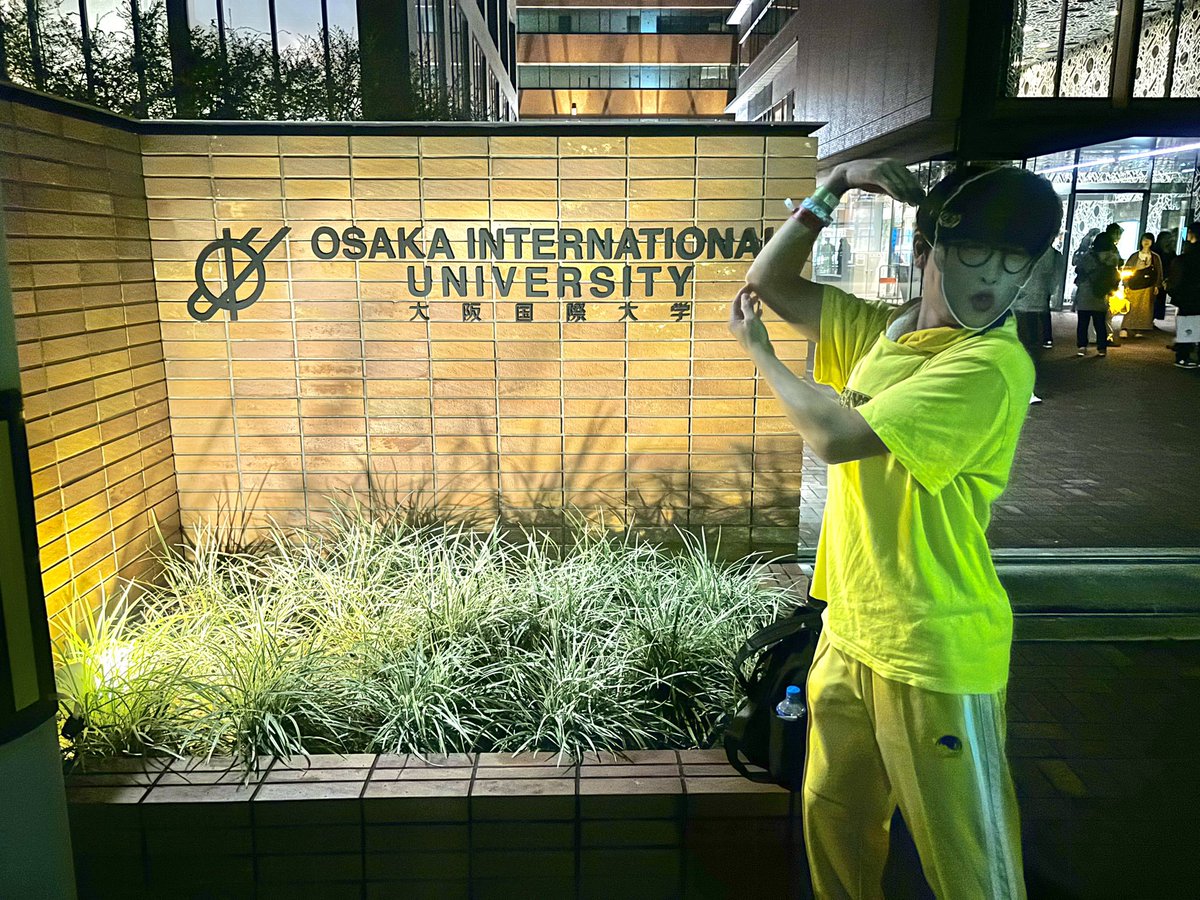 Karafutoisiland's tweet photo. 全身真っ黄色でしたが頭の中は真っ白だったオタクです。O小町の解散ライブありがとうございました

紙ストローのことは嫌いになってもオーイシのことは嫌いにならないでください
#オーイシマサヨシ
#優花祭 https://t.co/Jz9AEVjmjn