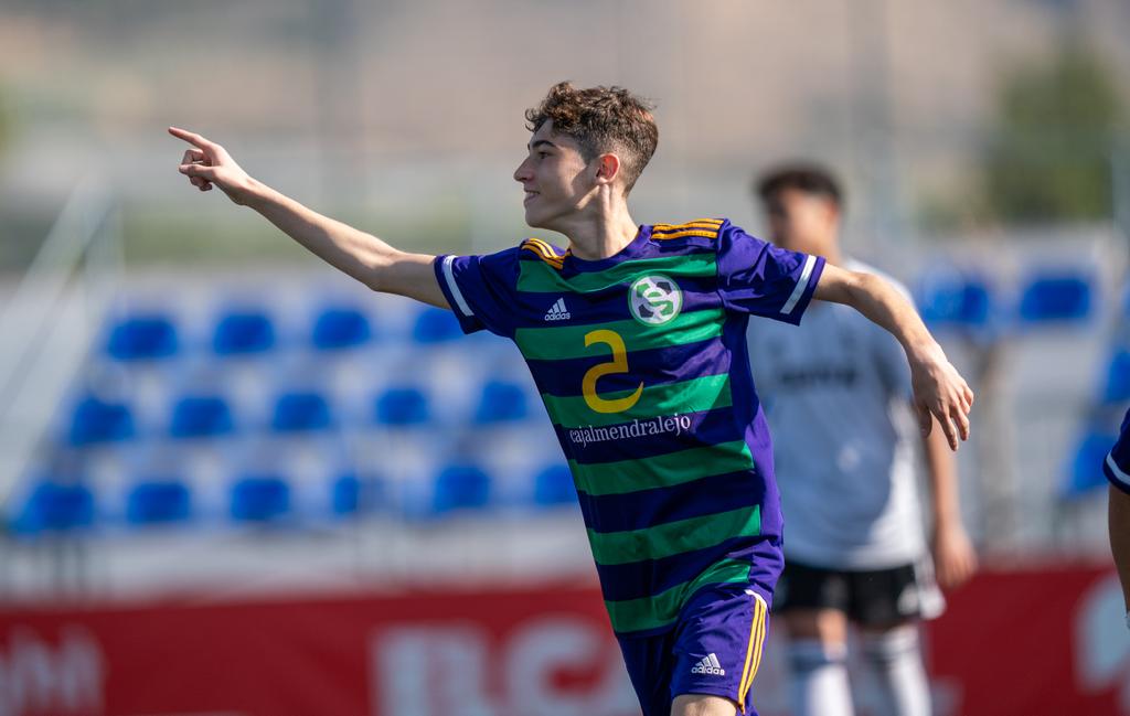 🏆 🇪🇸 | #CESA |
👦Sub 16 MASCULINO F11

EXTREMADURA 4-1 CEUTA

🏁¡Final en Santomera! ✅¡Una gran reacción de los cadetes extremeños en la segunda mitad les permite llevarse la victoria y salir como buenas opciones para la segunda fase!

💪¡ENHORABUENA EXTREMEÑOS!
