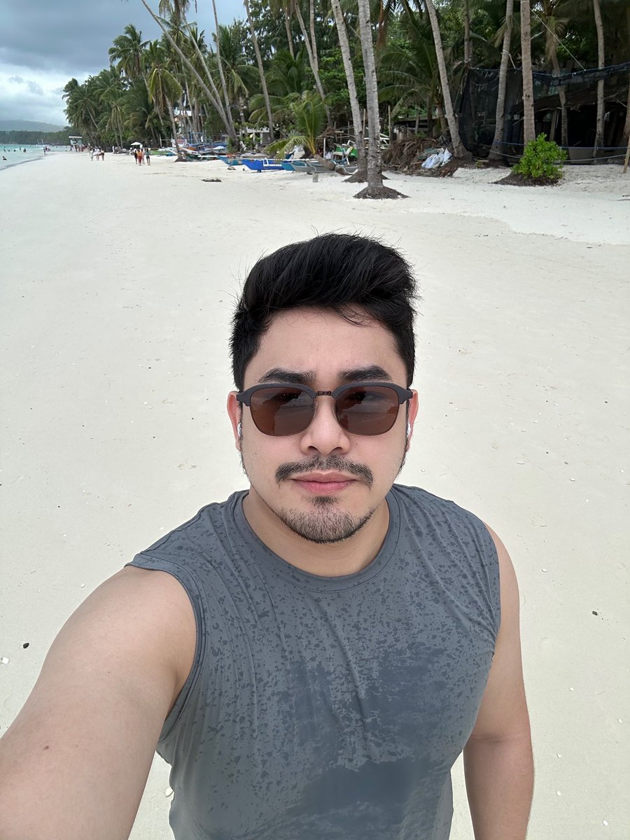 aisjtfck's tweet photo. BORA ๐๏ธ
#jetfie #jetpacker #jetified https://t.co/AOd0cmGpNF