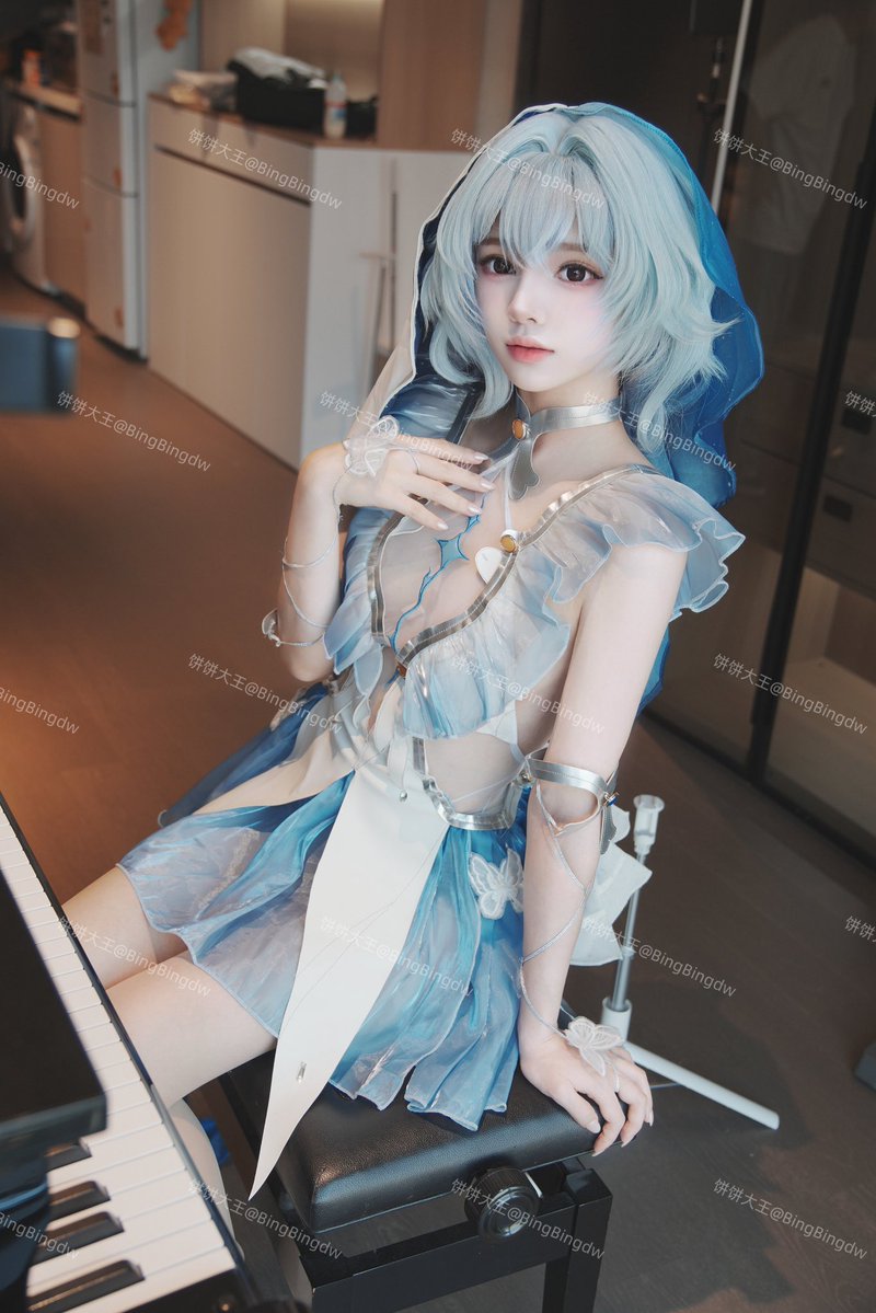 黄推福利内容 - 饼饼大王 2.0的精彩图片 福利姬饼饼大王 2.0分享的黄推图片1 - 网红私拍内容