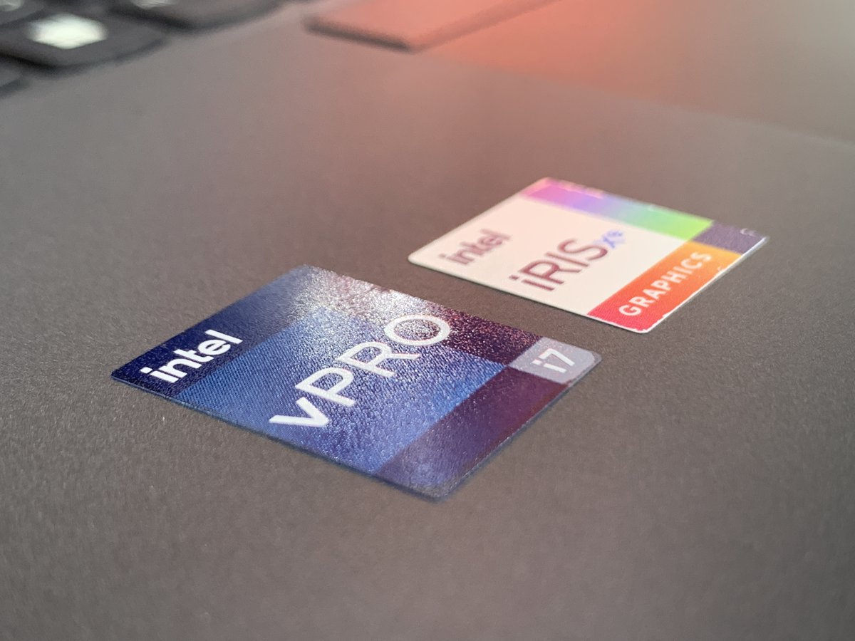 PCcomfull_BASHI's tweet image. 遅くなりました!!店員が欲しい1台!!
明日のご来店の参考にどうぞ!!

Lenovo ThinkPad X13 Gen3（¥99,800-）
CPU：intel i7-1270P
RAM：32GB
SSD：1TB
LCD：13.3inch（1920x1200）

#PCコンフル日本橋店
#中古PC