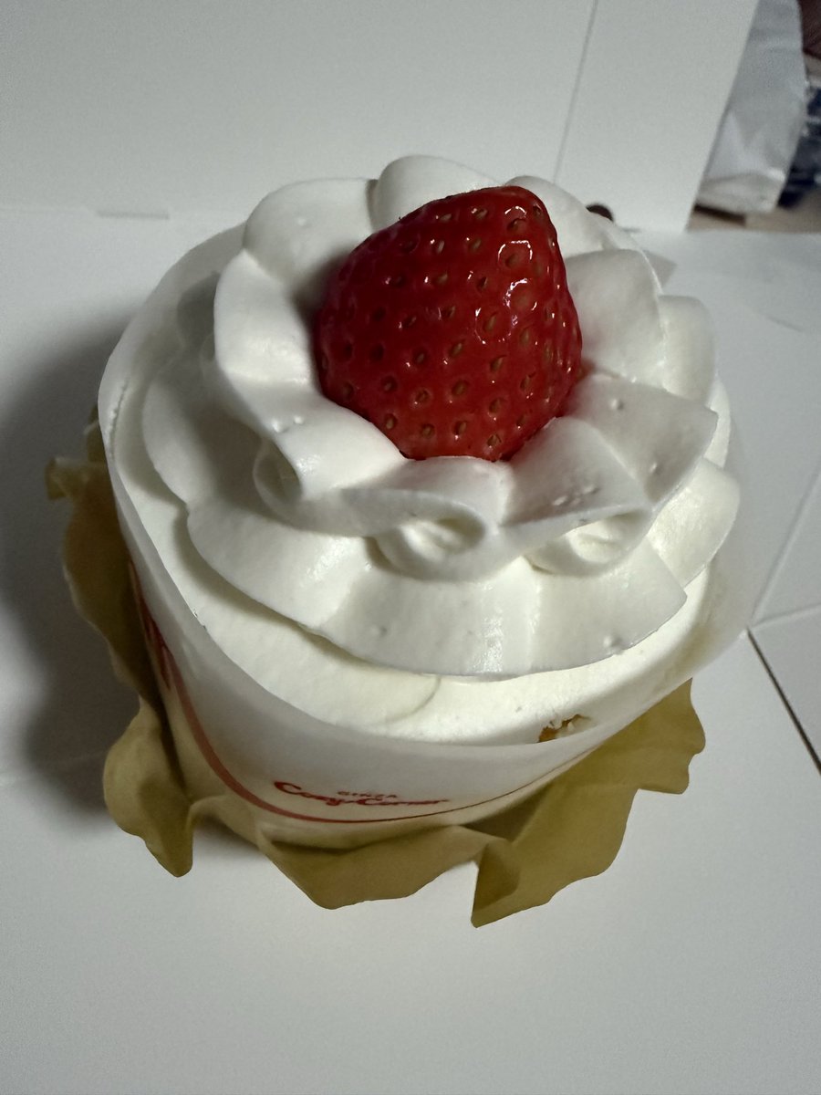 tiroan1102's tweet photo. 誕生日🎂で妹から貰った✨
2025.11.2 https://t.co/9PE83sM7TB