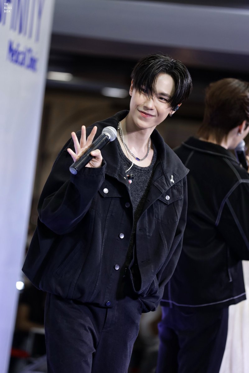 Yrblissbox's tweet photo. บ๊อกแบ๊กกกก 🫶

JUNIORMARK BEAUTY VERSE

 #InfinityMedicalClinicxJuniorMark
#junniorrs https://t.co/tC4AL3uzf4