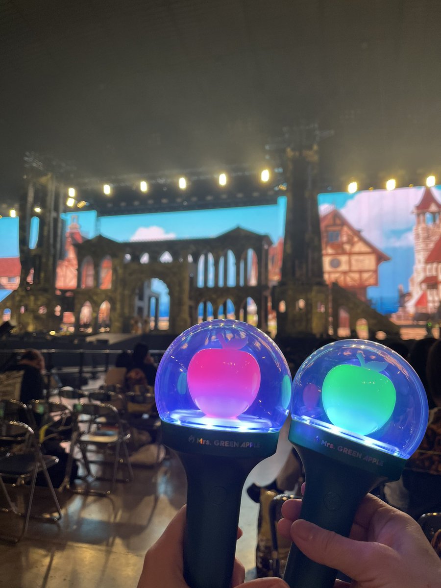 m_applecandy's tweet photo. めっちゃ良かった！
騎士C13は花道横で、見やすいけど演出によっては見えない🥹
規制退場も2日目はRingo Jamシートからでした😆

 #BABELnoTOH https://t.co/GTI4wWZYGl