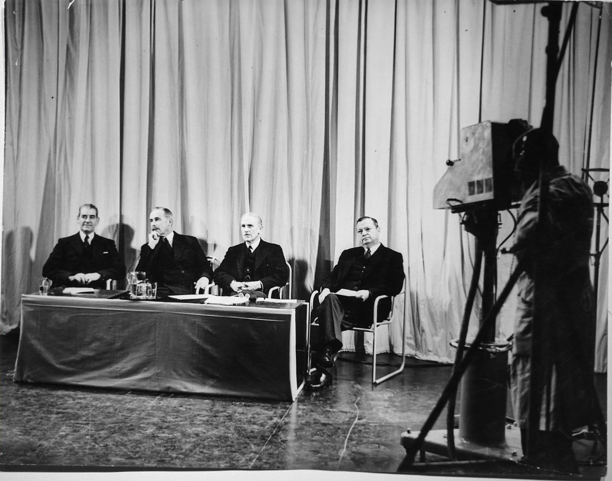 APTSArchive's tweet photo. #OTD - 2 Nov 1936
The BBC high definition television service from #AlexandraPalace officially began at 3pm.
Baird (240-line) & Marconi-EMI (405-line) systems were employed (until Feb 1937), when it became a completely electronic system.
The service closed down on 1st September 1939.