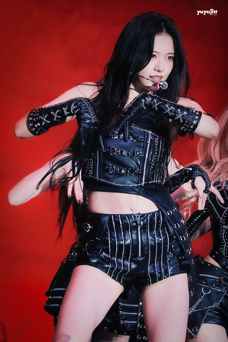 251102 IVE WORLD TOUR <SHOW WHAT I AM> DAY 3 #안유진 #ユジン