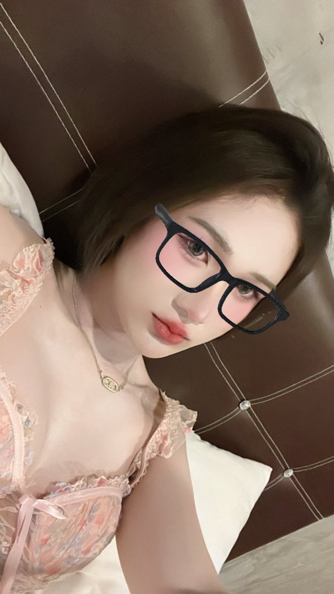 รมิดา tweet media