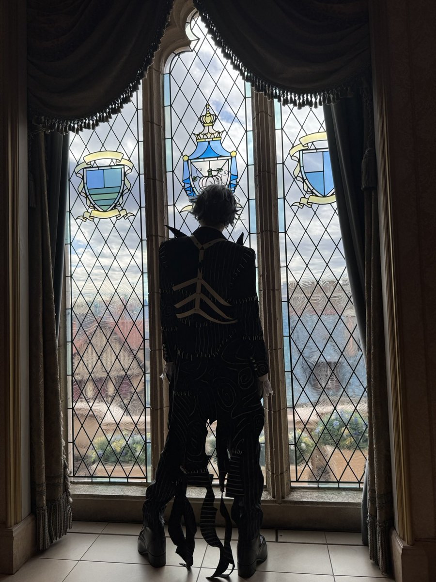GarDHalloween's tweet photo. いつもの場所UPしないと成仏できない！
これで成仏🪦👻 https://t.co/xoYi4Y8zU3