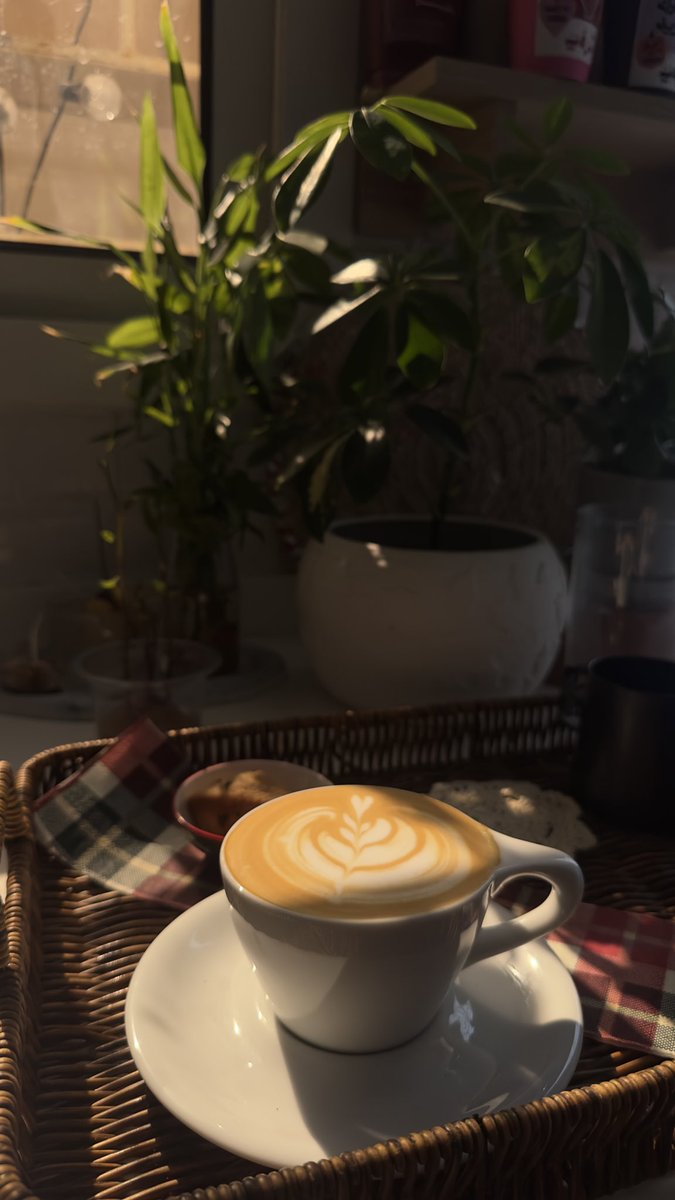 المنظر المَحبوب رُغم تِكراره .🤍
#قهوة