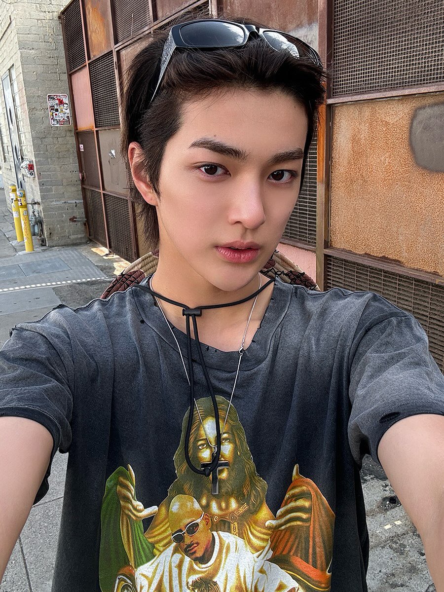 malyrix's tweet photo. มึงคือกอนโฮหล่อแบบสัดส่วนใบหน้าสมบูรณ์เกินโคตรเว่อร์คิ้วเข้มทรงสวยโครงหน้าคมแต่ไม่แข็งหน้าผาก จมูก ปากหน้าสัดส่วนสามเหลี่ยมทองคำมาก (: https://t.co/wcIBauVkUG