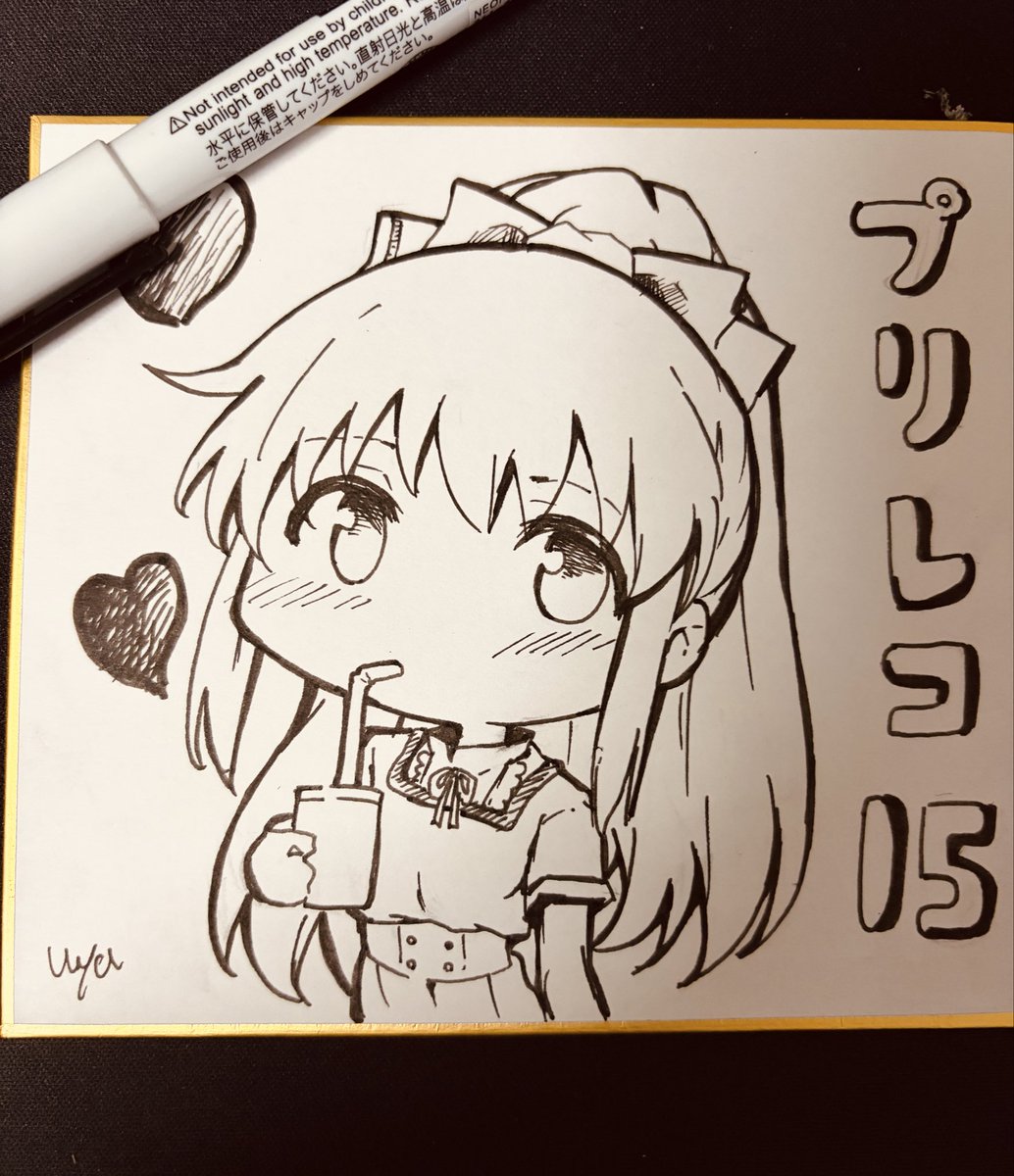 色紙描いてます 