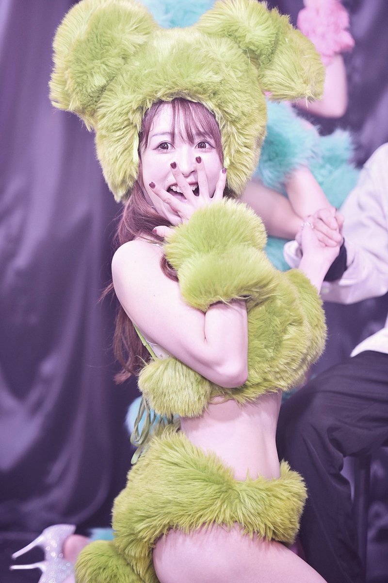 何年振りなの！？って位、久しぶりに観れたみのりさんのマテリアル。
あまりのかわいさに、みのりさんしか観てなかった！
<a href="/minoriburlesque/">みのり@バーレスク東京リーダー</a> 
#すぱすぱ
#バーレスク東京
#63angel