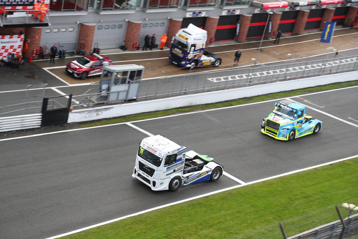 officialbtrc's tweet image. Nathan Smith is a race winner in the British Truck Racing Championship 🏆

In just his second race in the series, the DS Racing driver produced a commanding performance to charge to victory.

Callum Eason made it two wins to extend his lead in the Division 2 standings 🏁

#BTRC