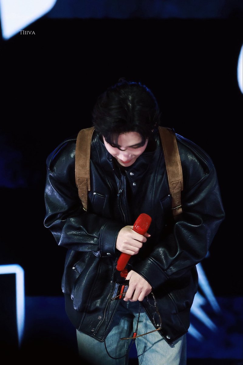 BTS-V様 BTSのV──息をのむほどの圧倒的オーラで世界を魅了する彼が