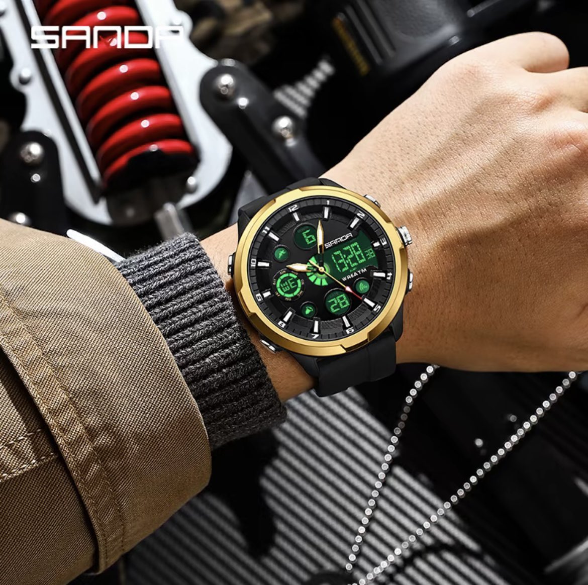 HeroP63216's tweet photo. You can buy it here. A new trend watch that fits for you. Buy it now! https://t.co/SKlN9e9hGC https://t.co/p5mBvoipg5