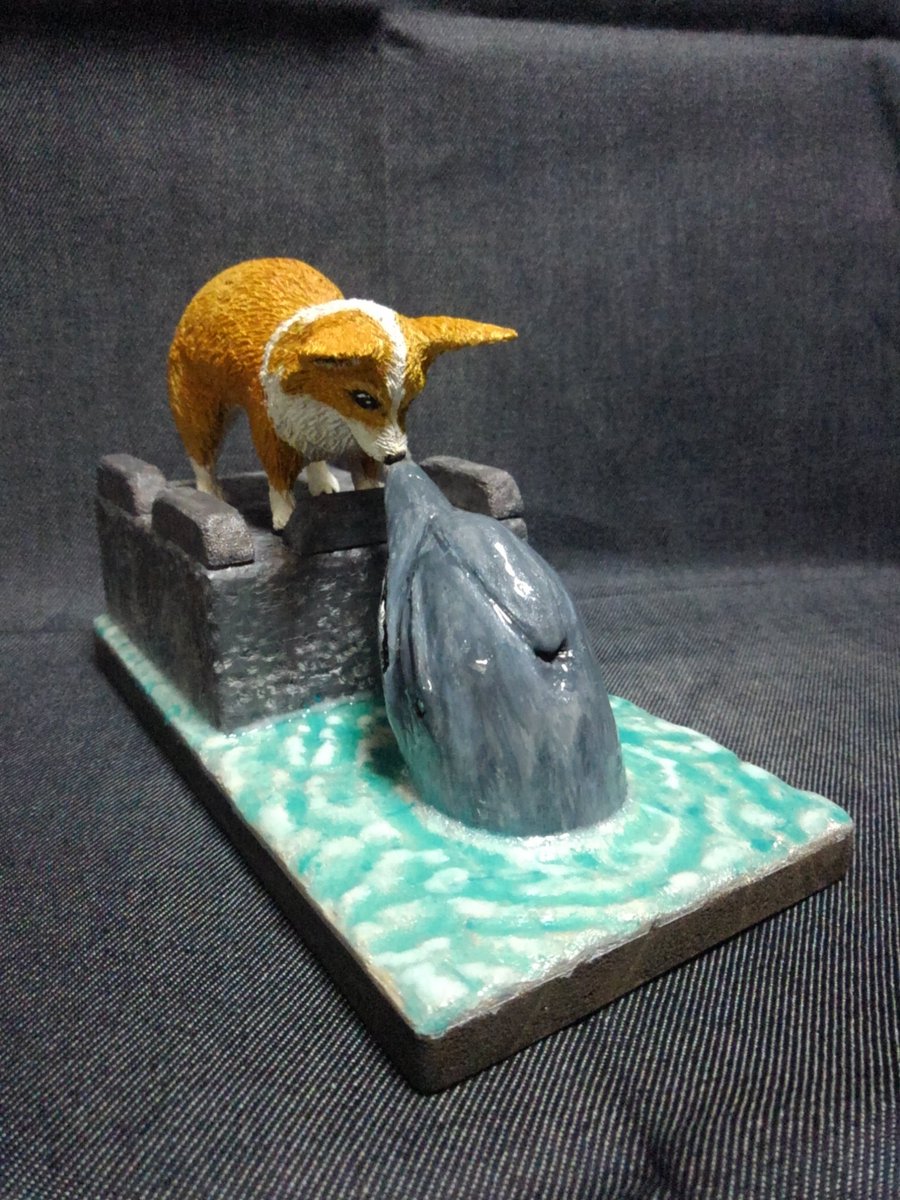 木彫りのコーギー（制作中） 木彫りのコーギー