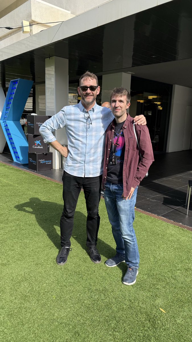 dansnyder_yep's tweet photo. En https://t.co/sI0tWdHx8g ya puede leerse la entrevista que tuve con Zak Hilditch en #Sitges2025. Muy interesante conversar con él sobre su película We Bury the Dead. @miradasdecine @sitgesfestival https://t.co/I7rFhm7zo9