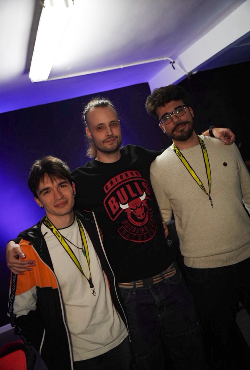 🔥 Torneo offline <a href="/Play2XKO/">2XKO</a>  🔥

Enhorabuena a MadridFCG <a href="/RubenDeimos/">Deimos</a> por su victoria en el torneo de #2XKO de este sábado 👑

Así quedó el TOP 8:
1º <a href="/RubenDeimos/">Deimos</a> 
2º MRZeim
3º <a href="/LinkeiroFGC/">Linkeiro🍥</a> 
4º <a href="/SDr4gs/">SL | Syekko 🇵🇸</a> 
5º <a href="/_Mellamocarlos/">carlos</a> 
5º <a href="/AnterdesSN/">MadridFGC Anterdes</a> 
7º <a href="/K4ution_FGC/">K4ution</a> (casado)
7º Mrvilla