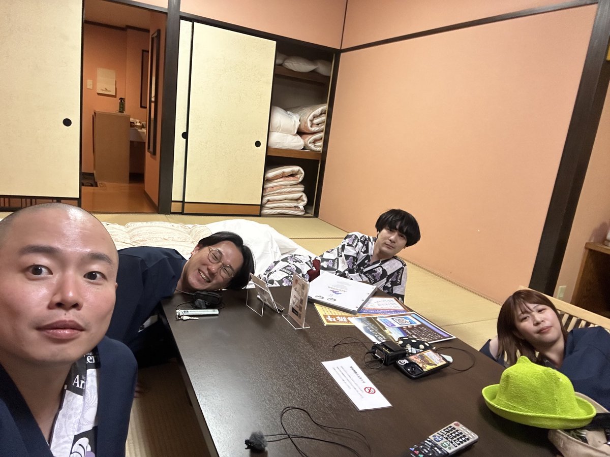burari01's tweet photo. ✏️チケット先行受付中📖

「旅」から創作する“新作コント”ライブ
『蓮見と仲間とぶらり執筆旅』

／
🚨先行受付“今週11/6（木）”まで！！
https://t.co/HALsDkbRut
＼

♨️下呂温泉の旅をプレイバック！
どんな新ネタが誕生するのか👀

【日時】
11/27（木）19:00開演 https://t.co/meK1IitkaJ