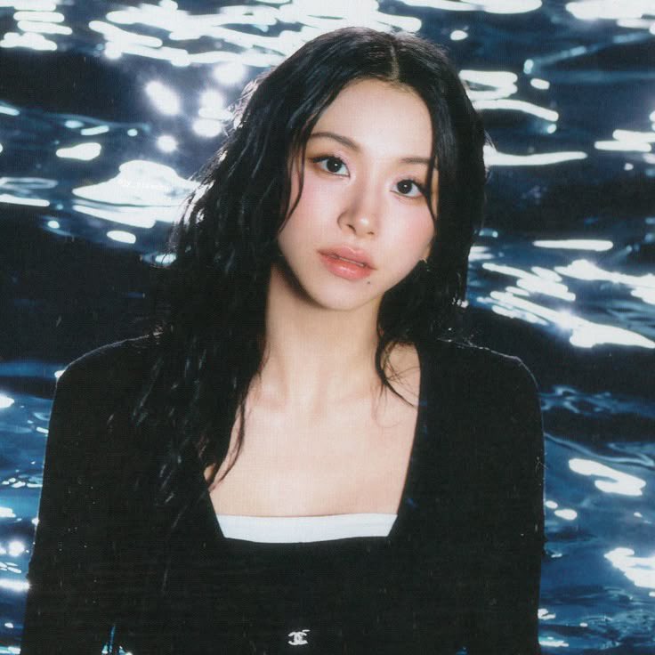 certainlies's tweet image. 