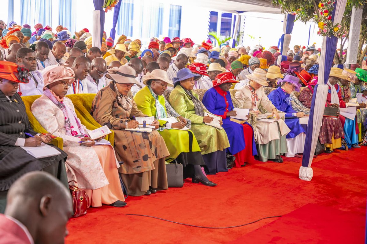 JESUS CHRIST came with all His Authority, Superiority, Sovereignty and Immortality, and died on the CROSS in order to save you. How then can GOD forgive you if you fail to embrace that SALVATION?

#MightyThanksgiving